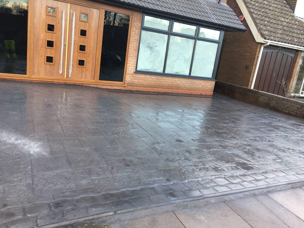 imprinted-concrete-driveway-13.JPG